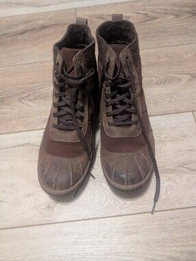 Women's Brown Lace-Up Winter Boots